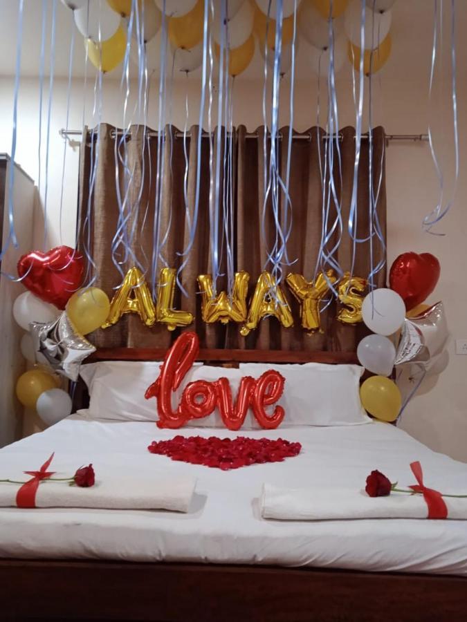 Koynanagar Vinee'S Kitchen And Motel المظهر الخارجي الصورة
